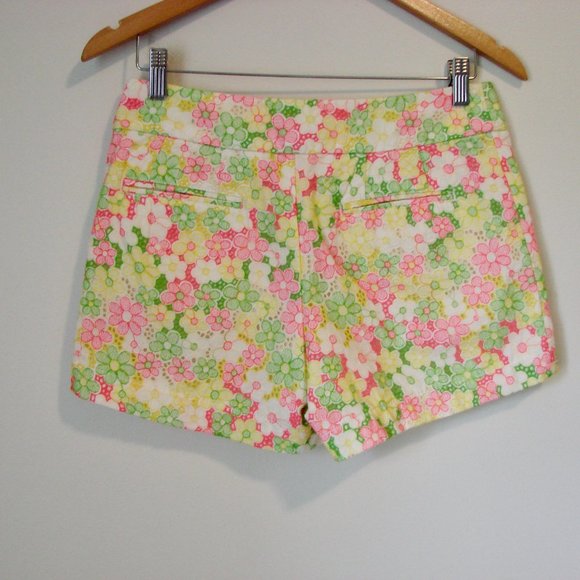 Lilly Pulitzer Floral Shorts Sloane Sunbonnet Eyelet Lace Pink Yellow Size 2 - Picture 11 of 16